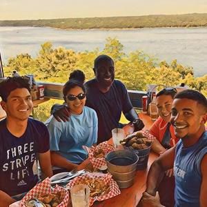 Meet your Posher, Stephanie